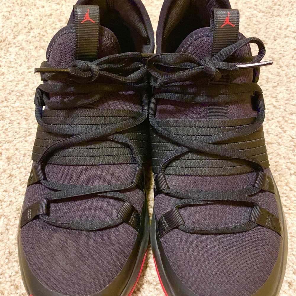 Jordan Runners - Picture 3 of 8